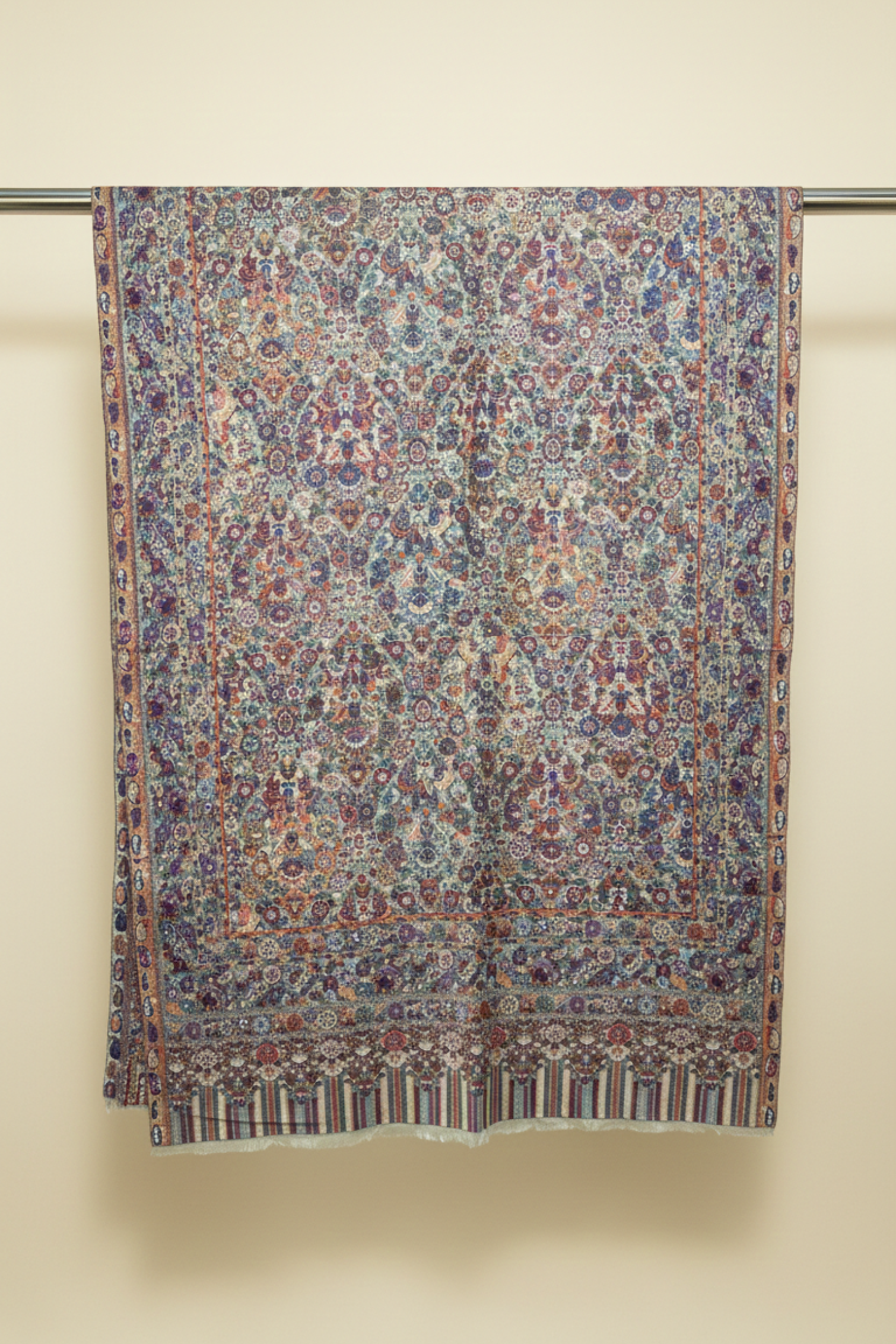 Cream-Matka-Kani-Stole-For-Woman