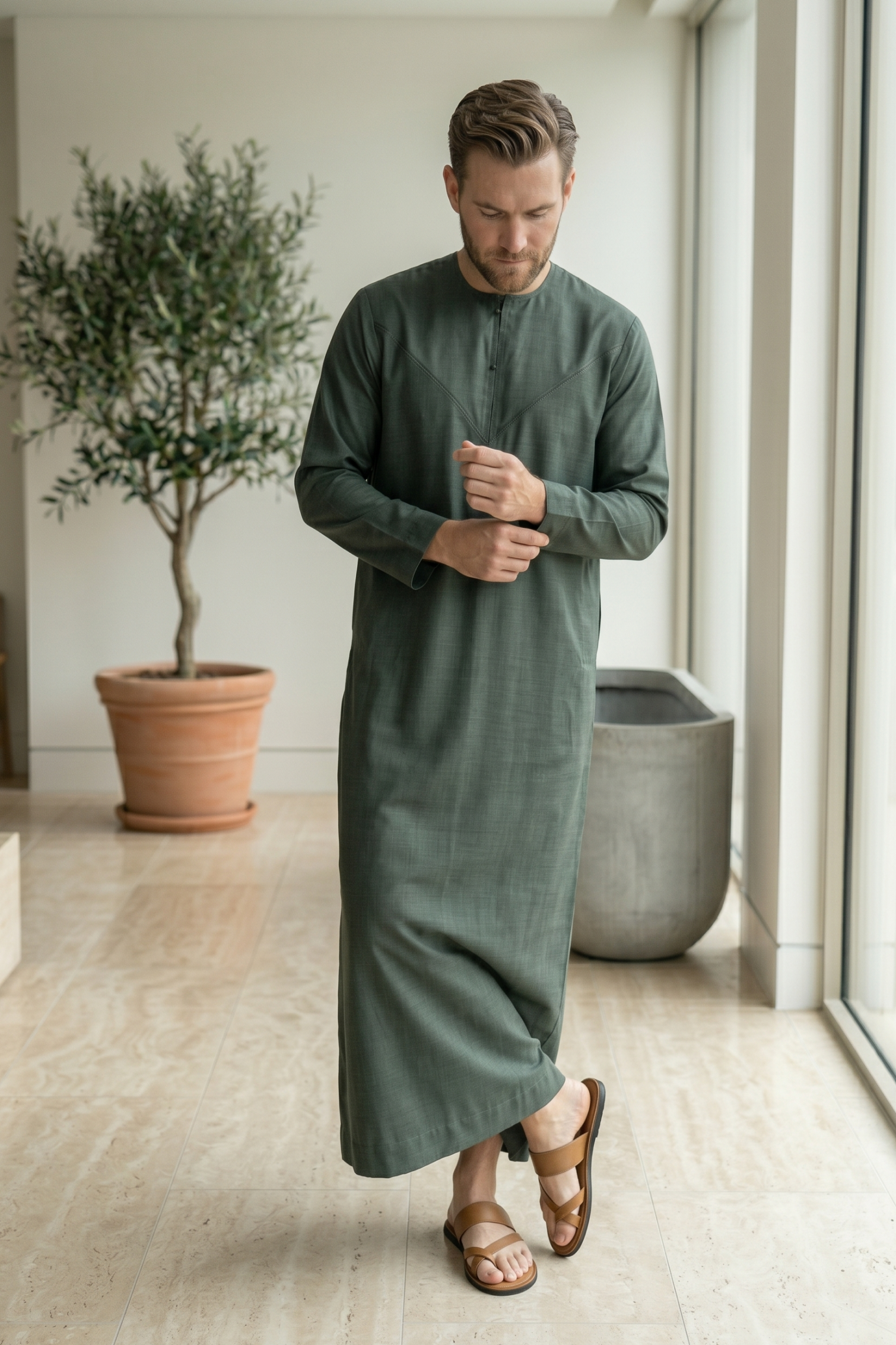 Emirati Thobe - Charcoal Grey
