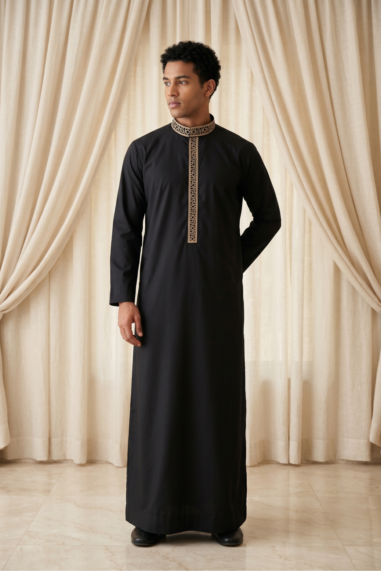 Collar Thobe - Black