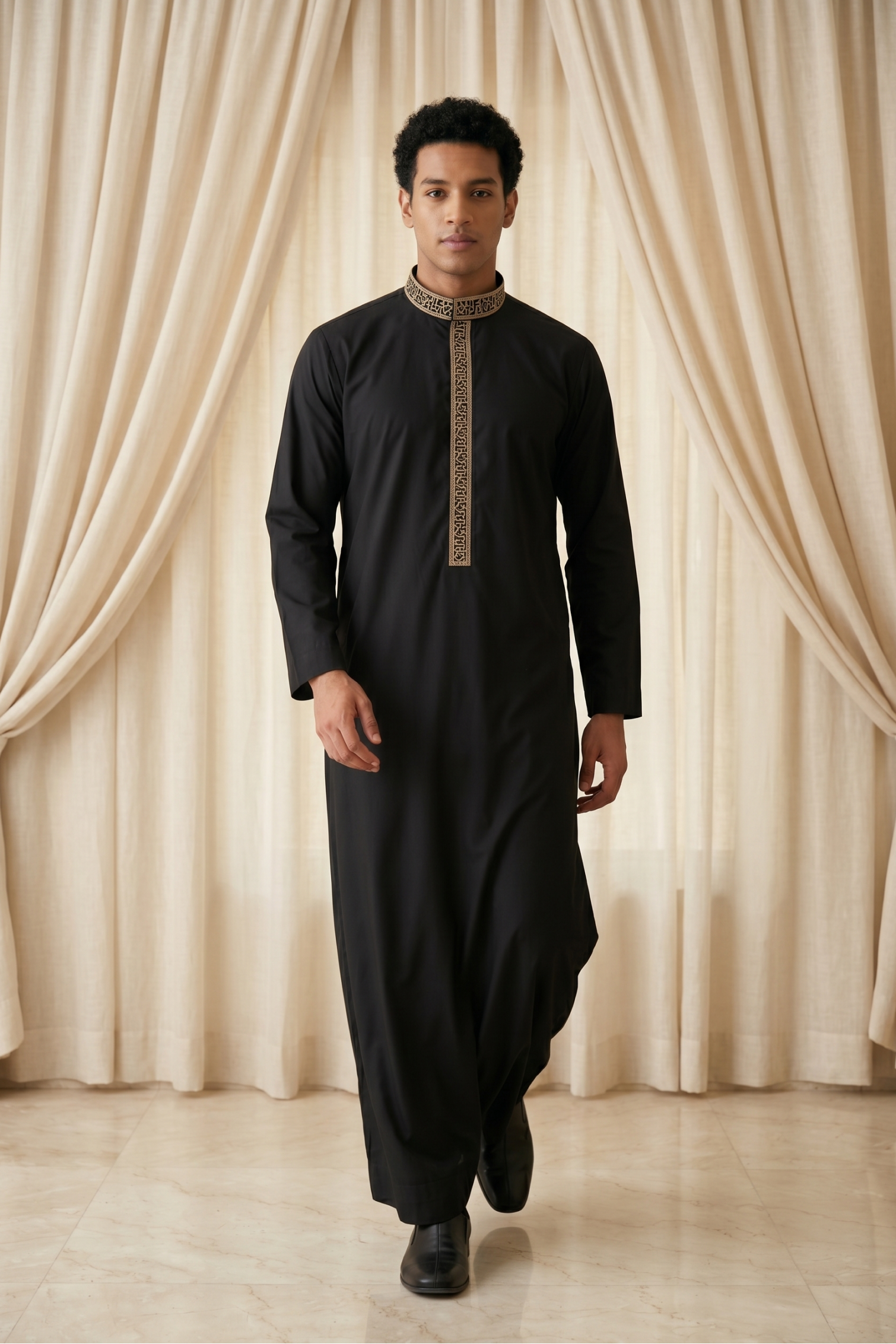 Collar Thobe - Black