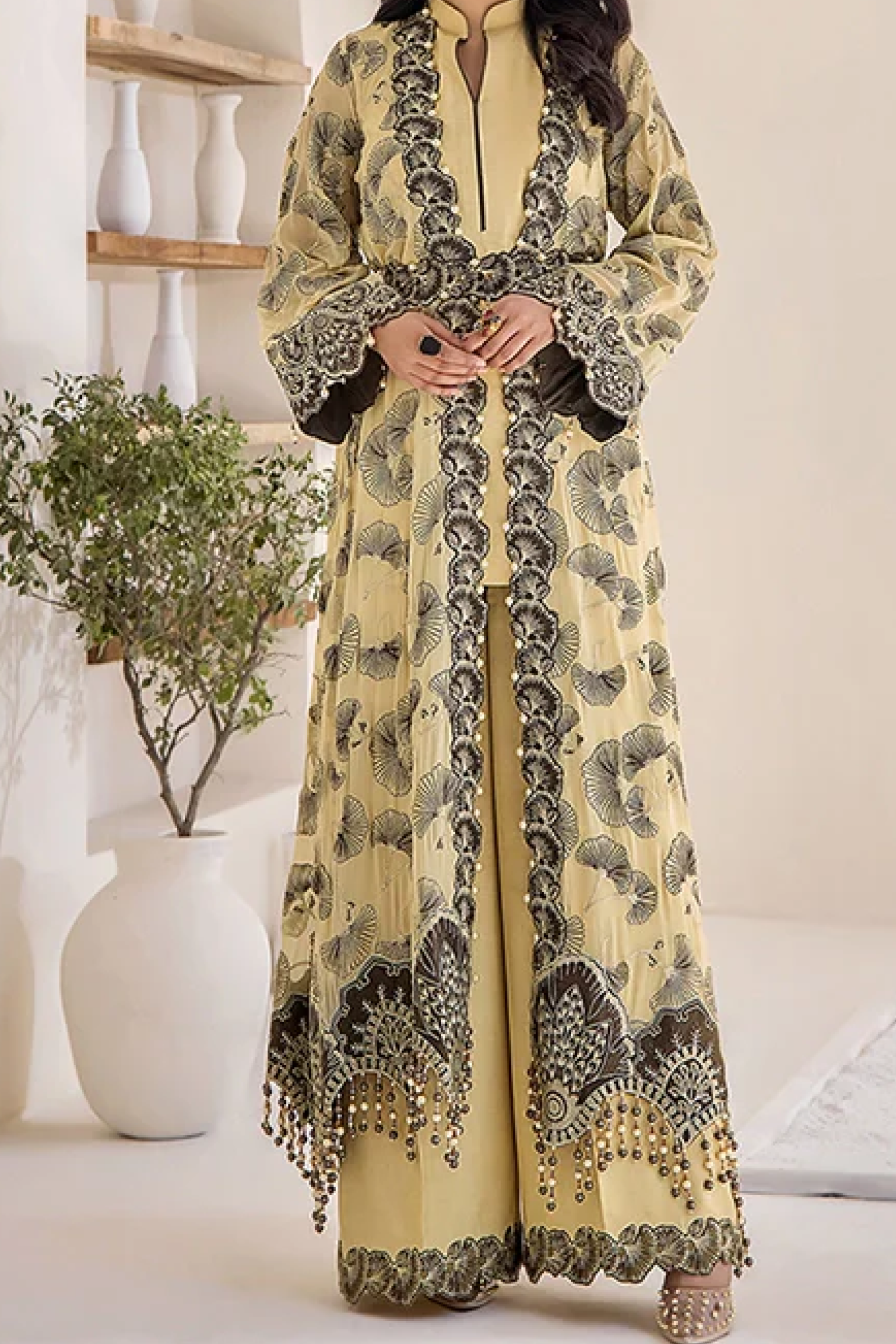 MUZHIRAH-3PCS EMBROIDER-HAND-EMBELLISHED-SUIT