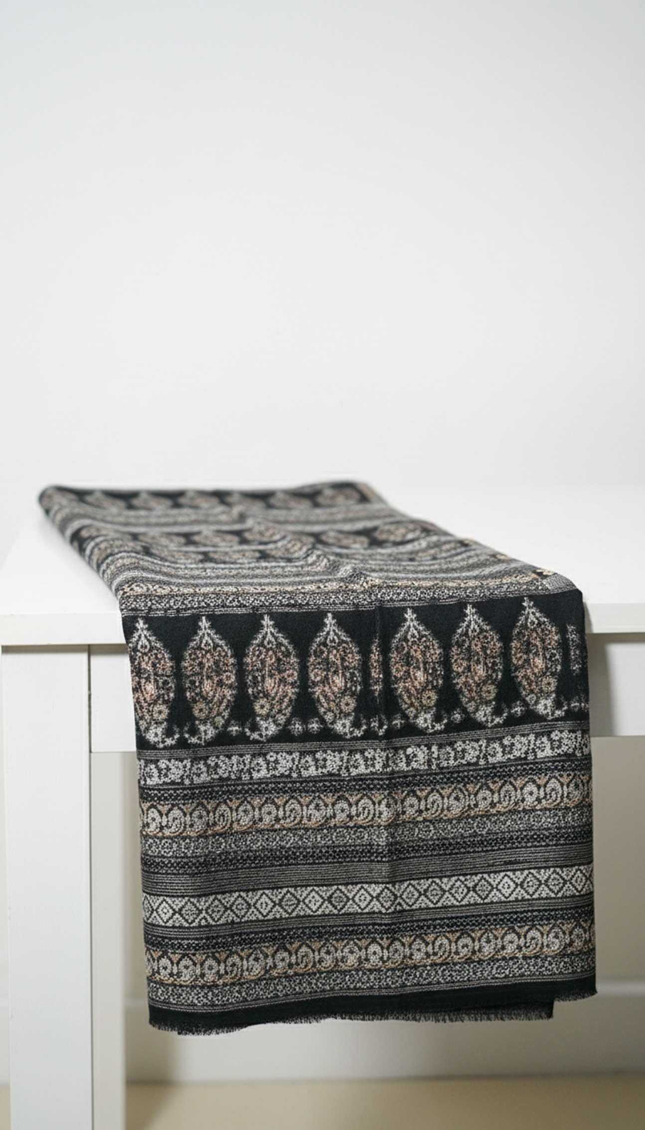 Stripe Kani Shawl
