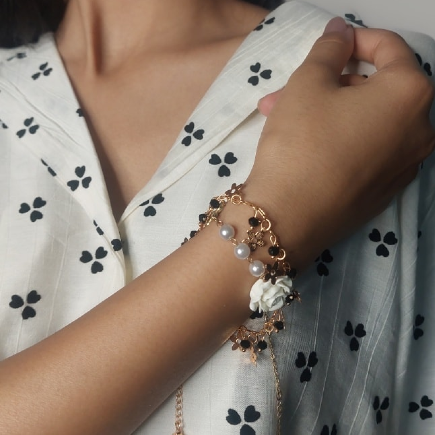 Stylish-Dot-Bloom-Shirt