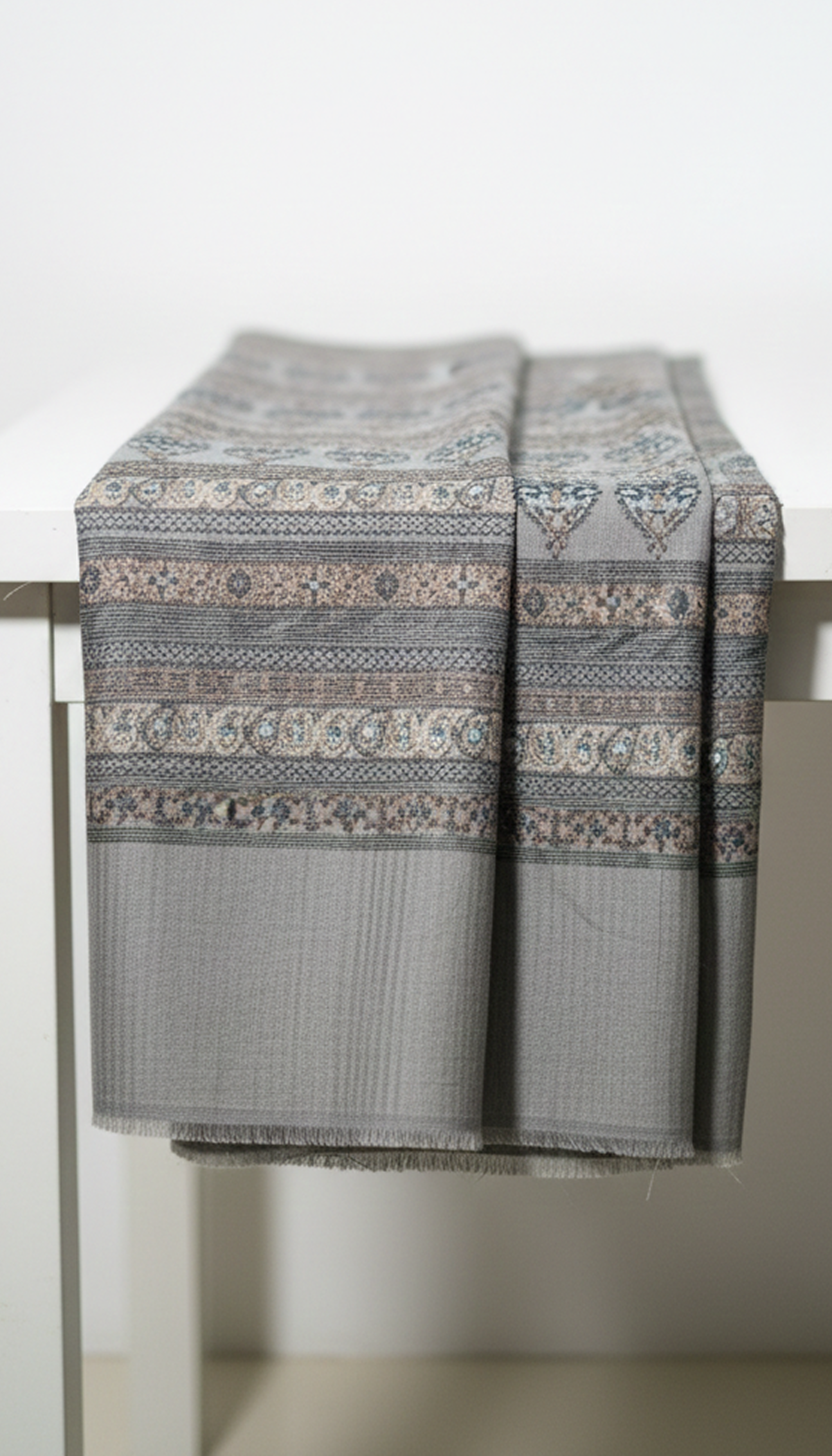 Stylish-Kani-Shawl