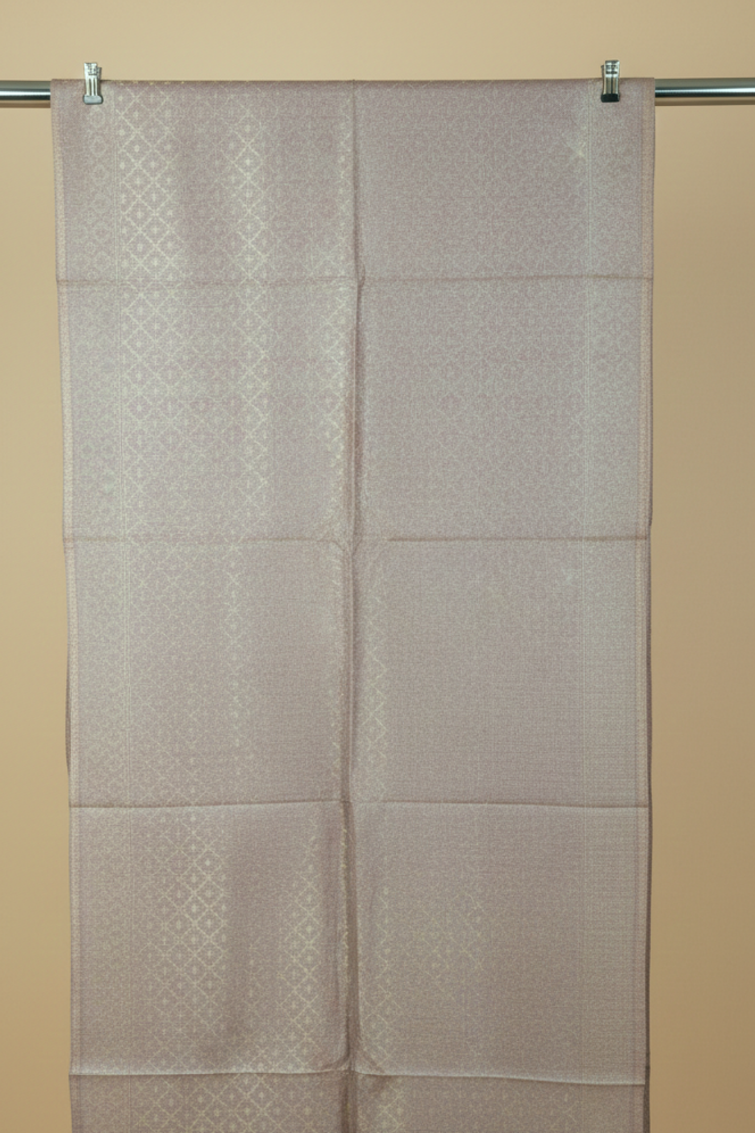 Stylish-M.L-Silk-Stole-For-Woman
