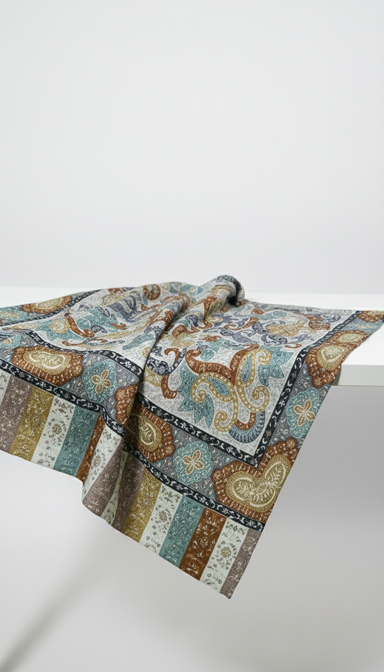 Stylish-Qalamkar-Stole-For-Woman
