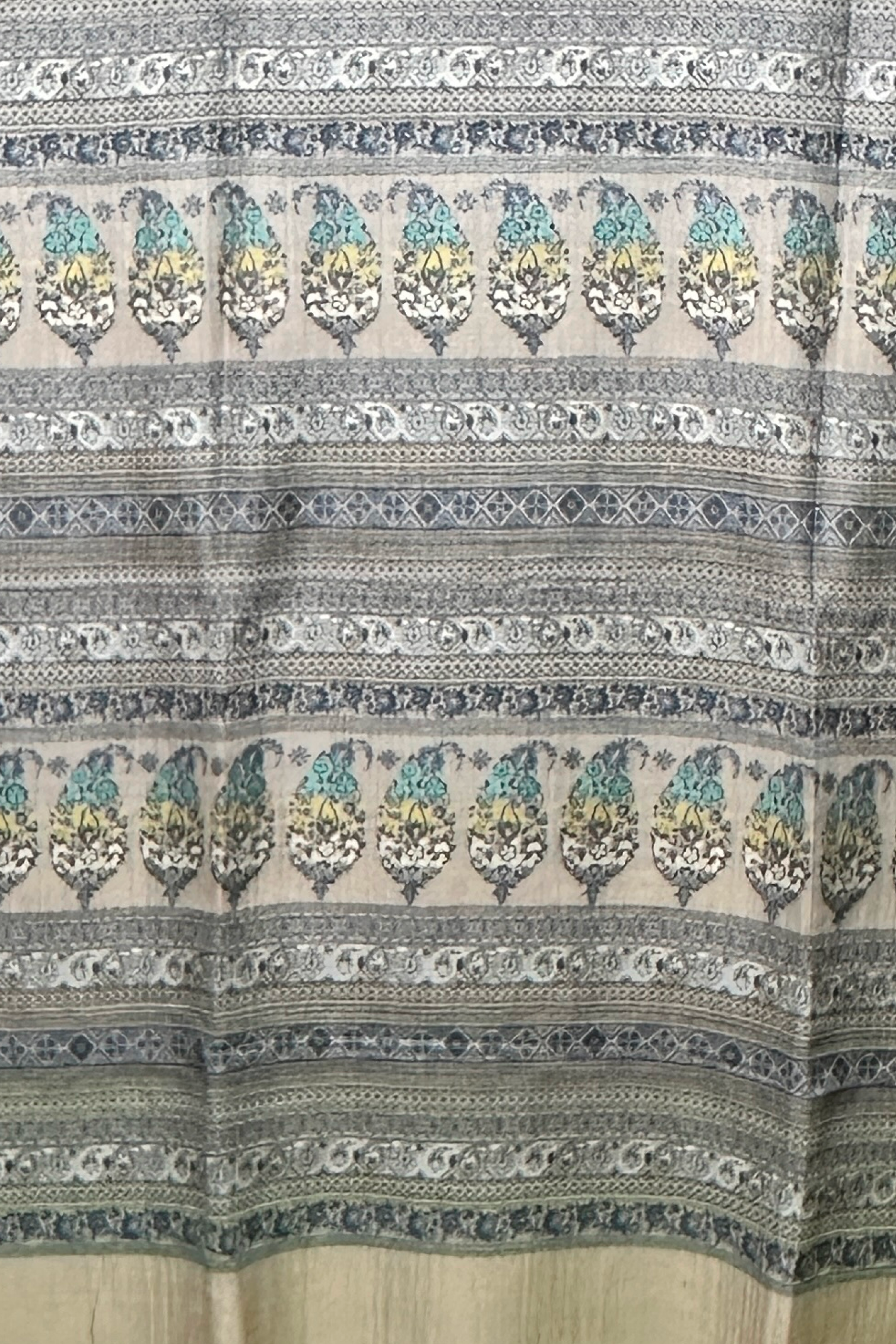 Stylish-Shawl-For-Women