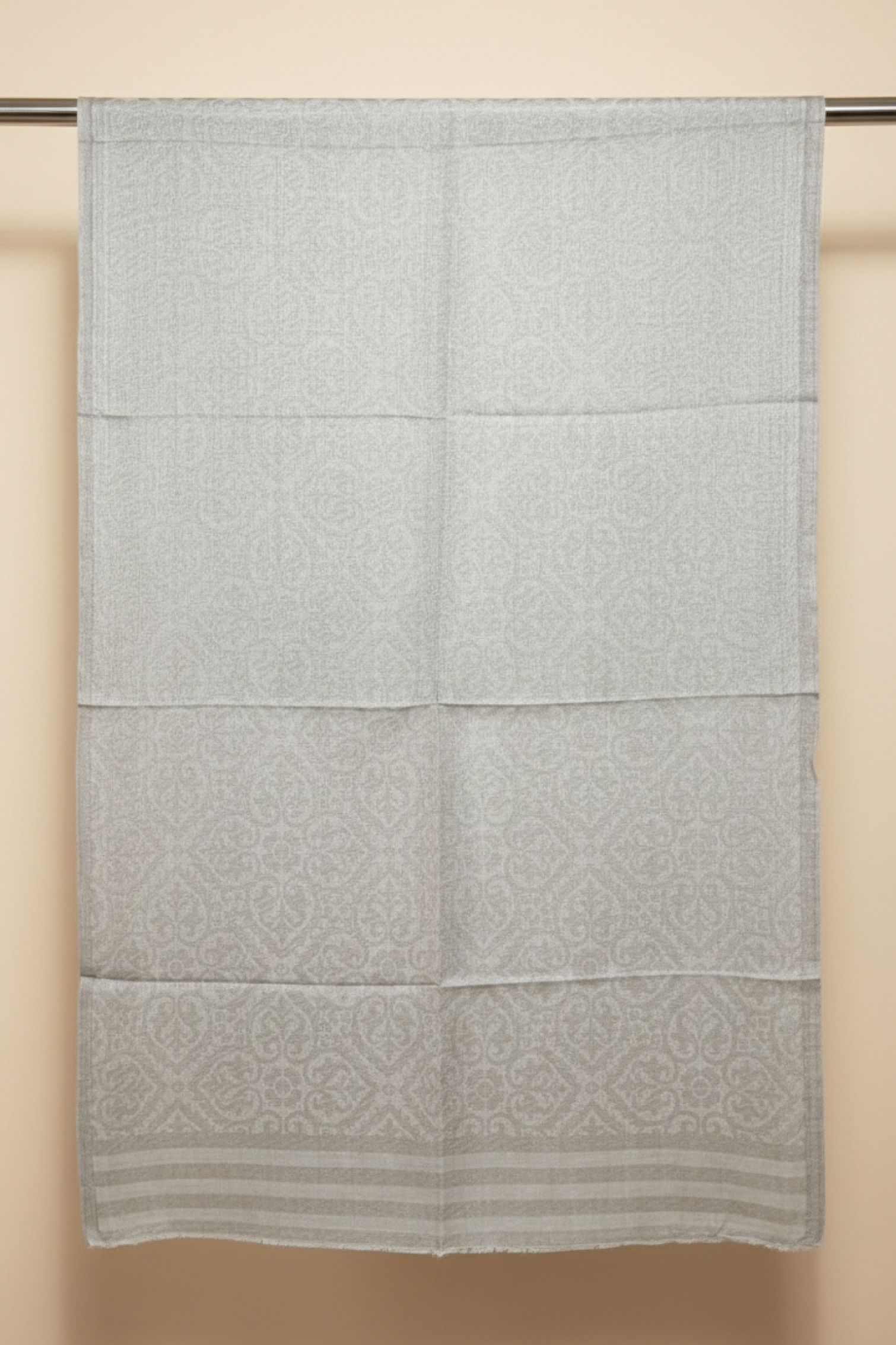 Stylish-Silk-Stole